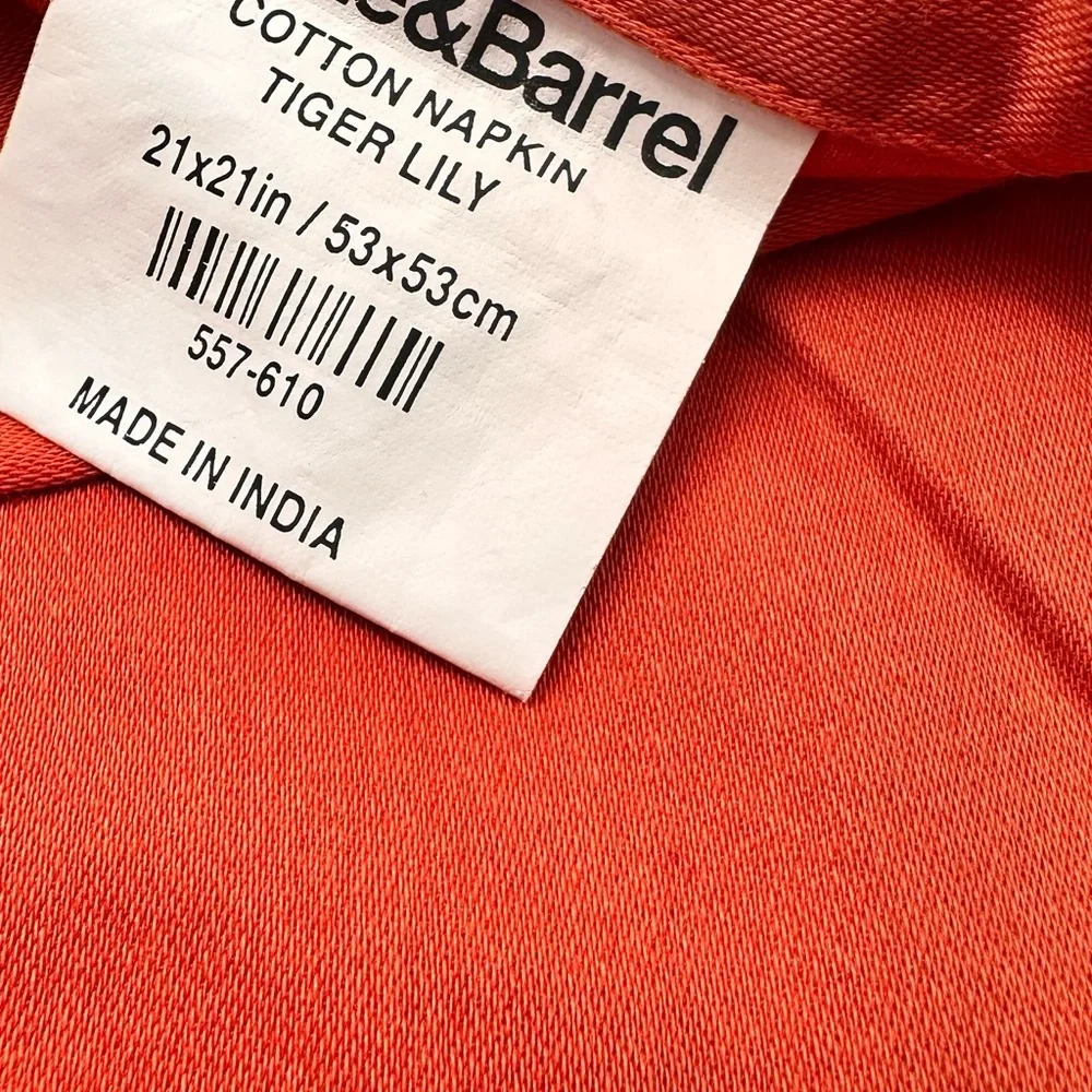 Crate & Barrel 100% Cotton Napkins Orange (19.5 Inch By 20 In)